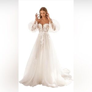 Plus size Wedding dress with or without sleeves